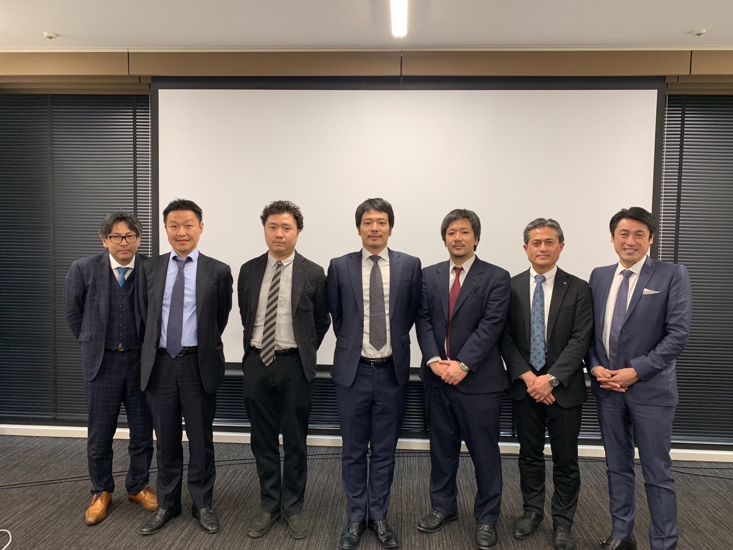 当院院長中山が即時荷重研究会の座長を務めました 当院院長中山が即時荷重研究会の座長を務めました