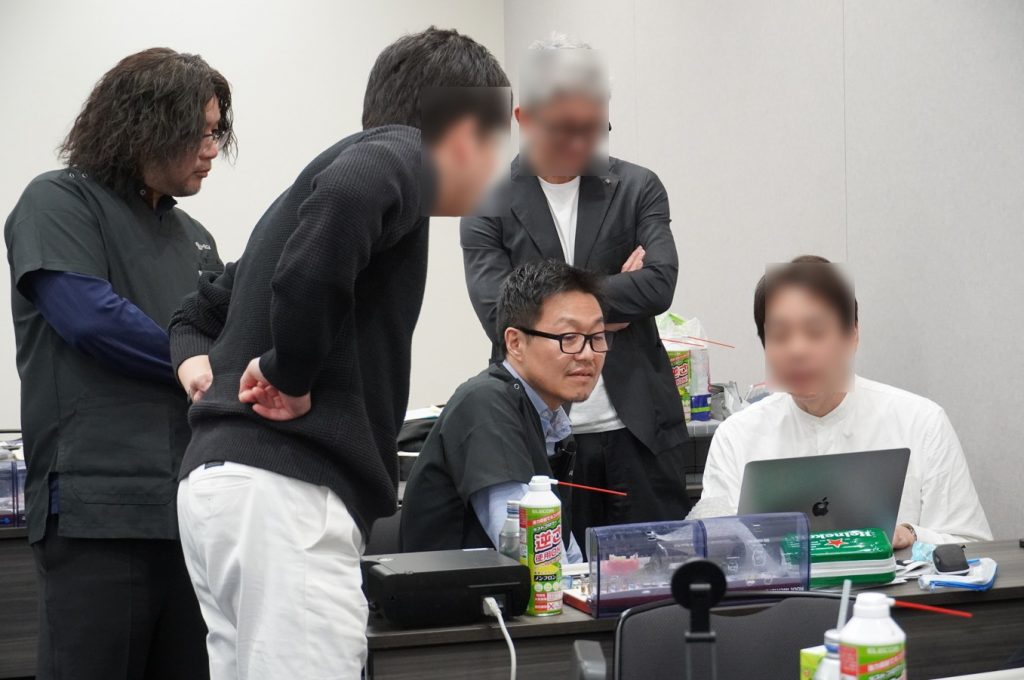 4月も、院長中山が歯科医師向けインプラントセミナーの講師を務めました 4月も、院長中山が歯科医師向けインプラントセミナーの講師を務めました