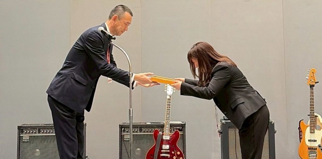 当院歯科衛生士片岡が国内最大級臨床系学会で受賞・表彰されました